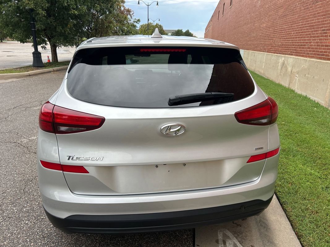 Used 2019 Hyundai Tucson SE image 3