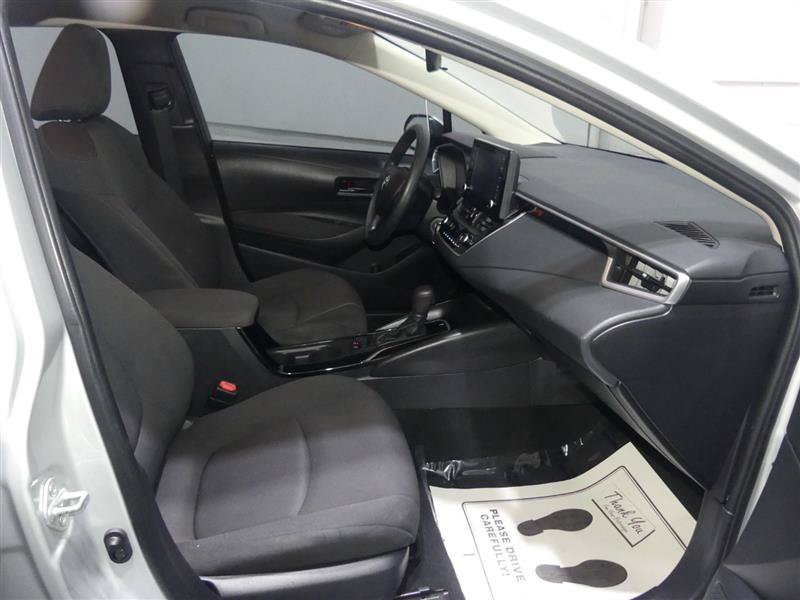 Used 2022 Toyota Corolla LE FWD image 21