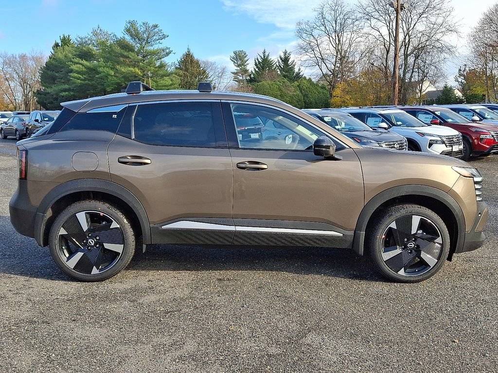 New 2026 Nissan Kicks SR w/ Cold Weather Package AWD/4WD image 6
