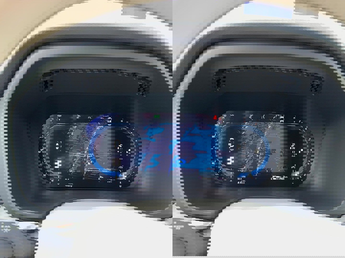 Certified 2023 Volvo XC60 B5 Plus w/ Climate Package image 21