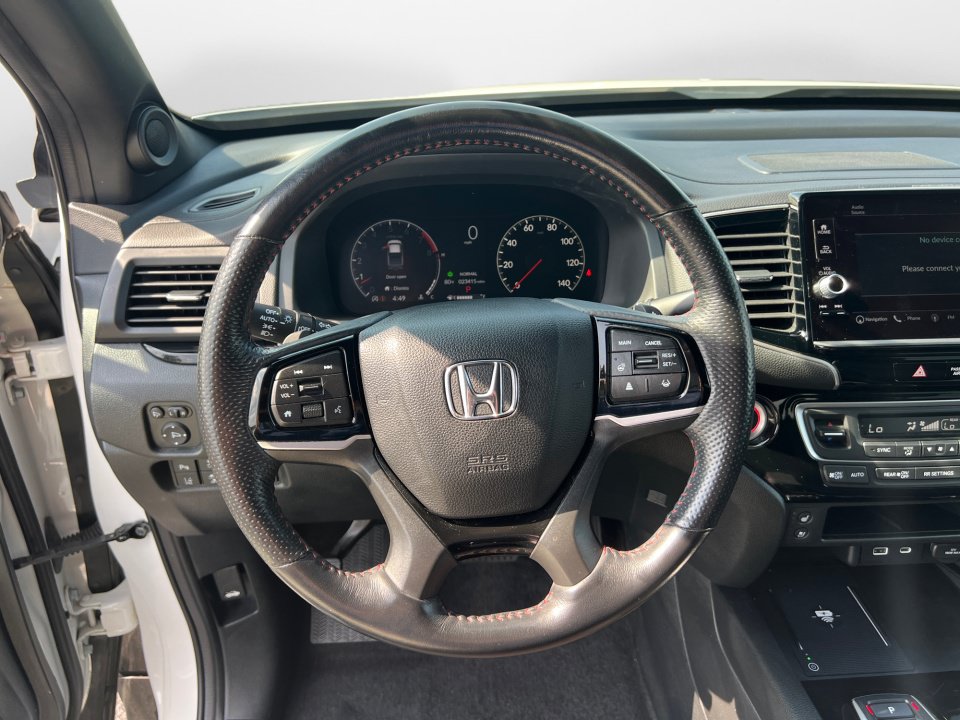 Certified 2024 Honda Ridgeline Black Edition image 10