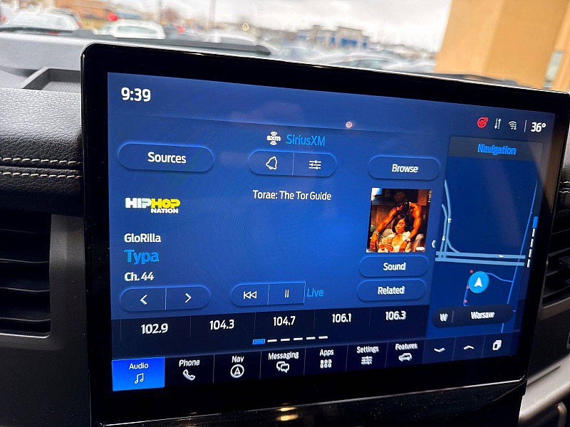 Used 2023 Ford Expedition XLT image 11