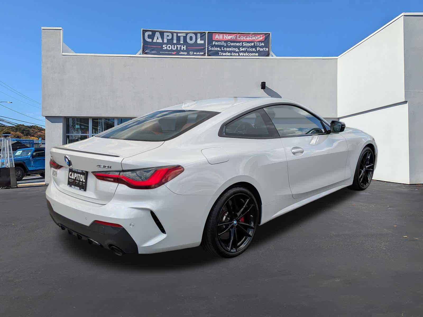Used 2023 BMW 430i xDrive Coupe w/ M Sport Package image 3