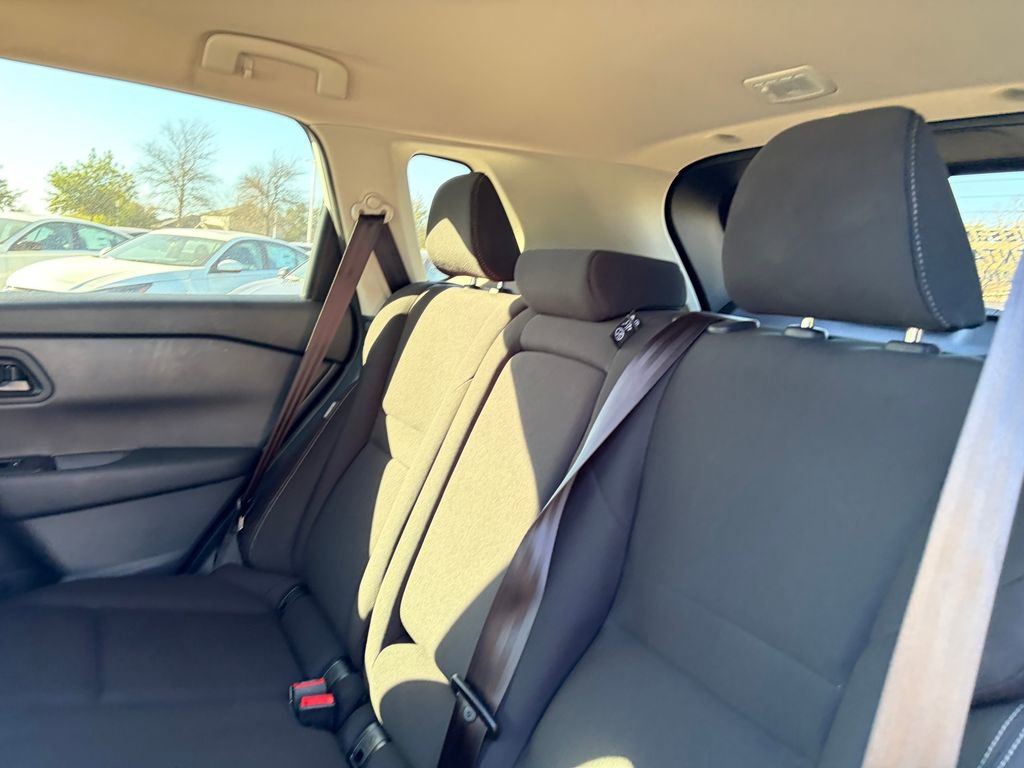 Certified 2025 Nissan Rogue S FWD image 23
