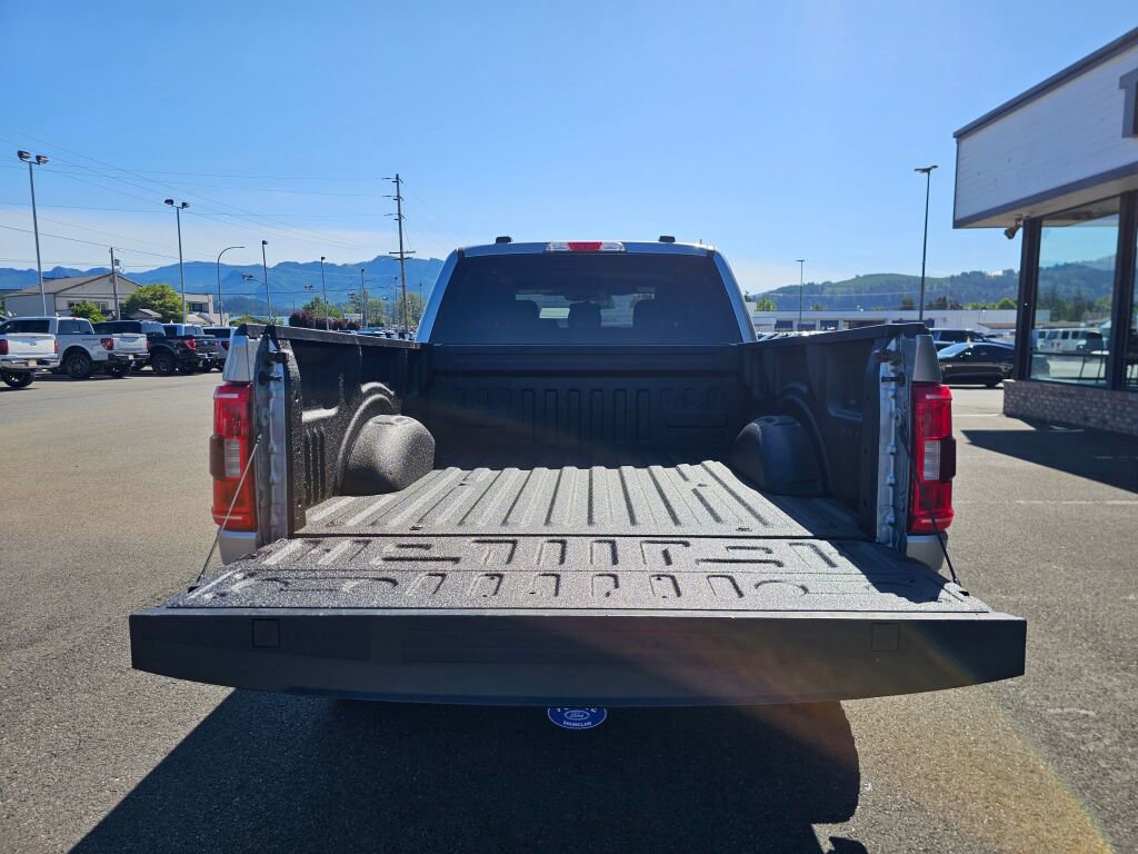 Certified 2023 Ford F150 XLT w/ Trailer Tow Package AWD/4WD image 10
