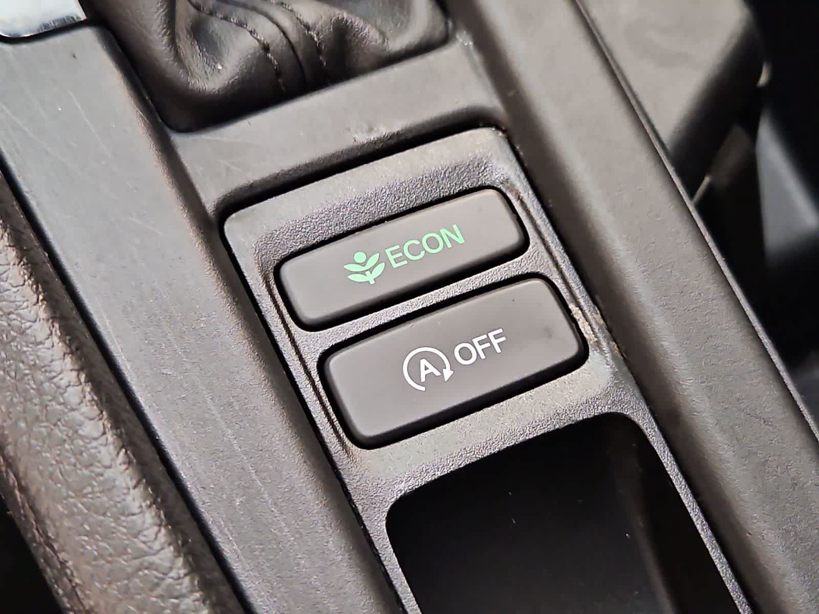 Certified 2025 Honda Accord SE image 31