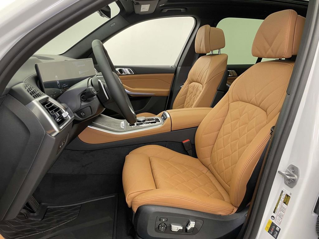 New 2026 BMW X5 xDrive50e AWD/4WD image 13
