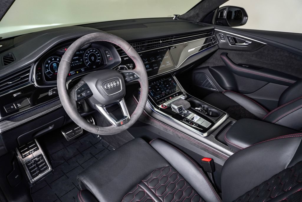 Used 2022 Audi RS Q8 AWD/4WD image 21