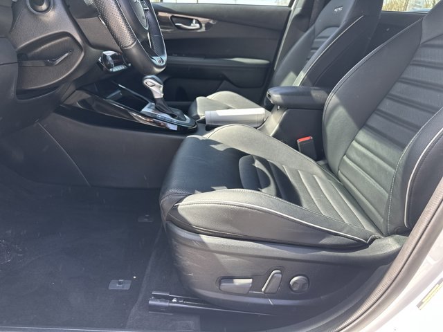Certified 2023 Kia Forte GT-Line w/ GT-Line Premium Package image 10