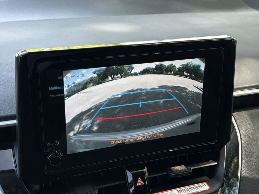 Used 2025 Toyota Corolla LE FWD image 19