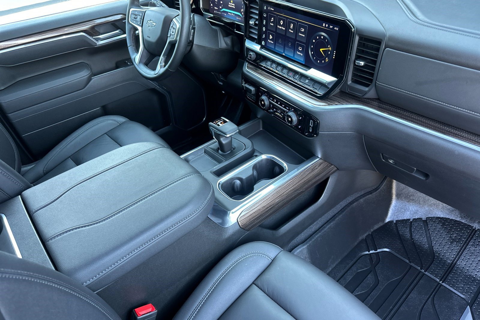 Used 2026 Chevrolet Silverado 1500 RST w/ Redline Edition AWD/4WD image 19