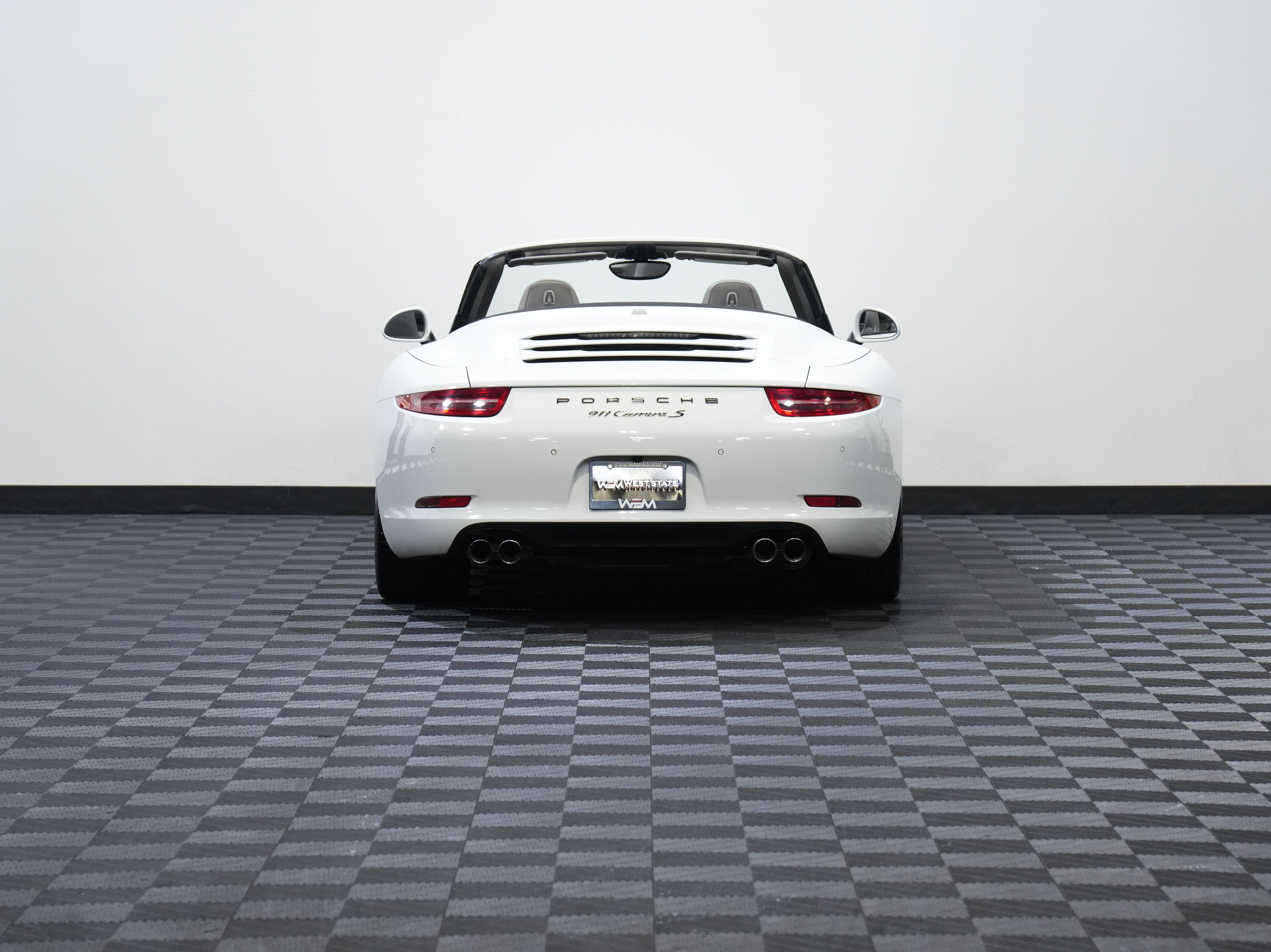 Used 2016 Porsche 911 Carrera S w/ Sport Chrono Package RWD image 8