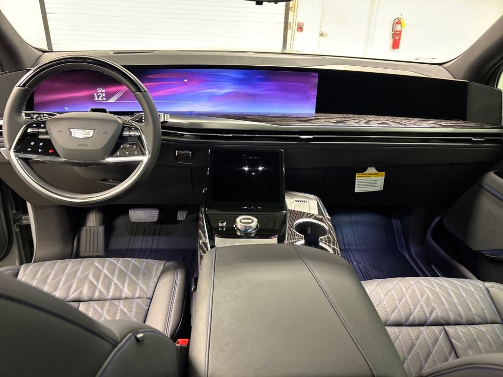 New 2026 Cadillac Escalade IQL Luxury image 32