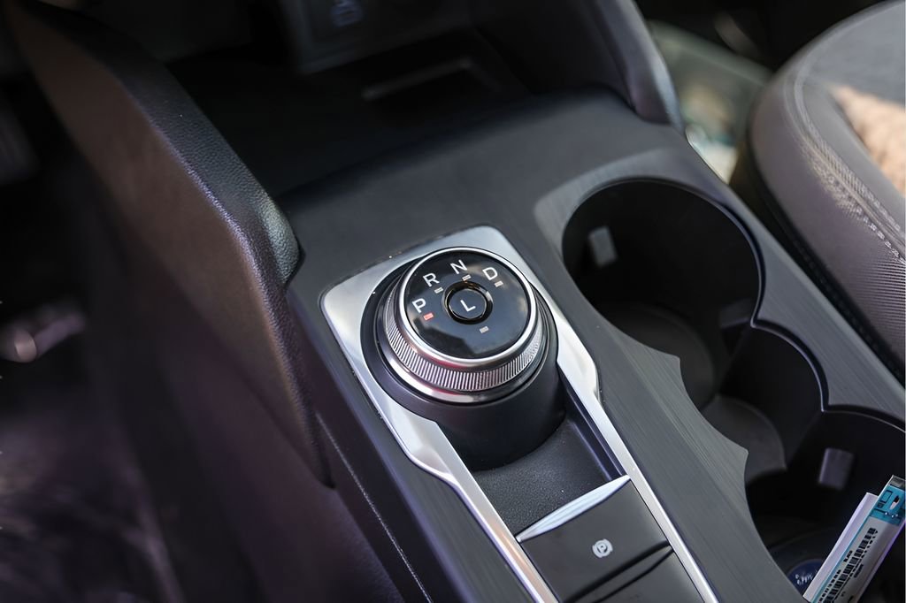 Used 2022 Ford Escape SE w/ Convenience Package image 23