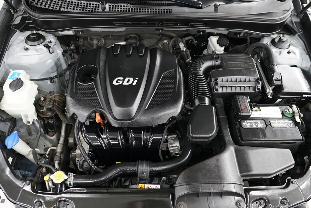 Used 2012 Hyundai Sonata Limited FWD image 5