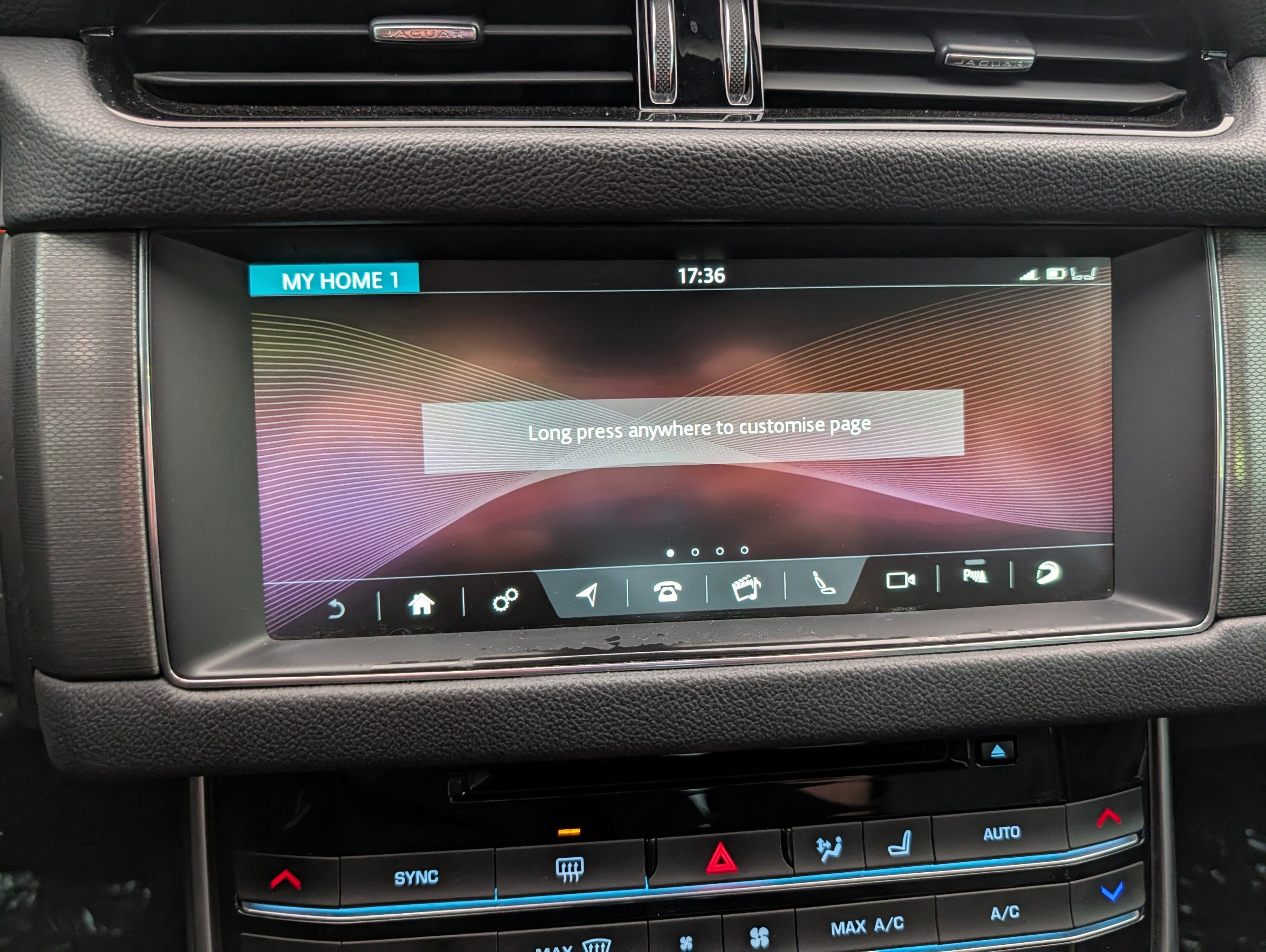 Used 2018 Jaguar XF S image 58