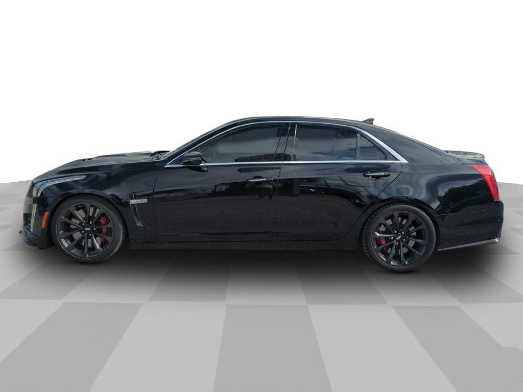 Used 2018 Cadillac CTS V w/ Luxury Package RWD image 4