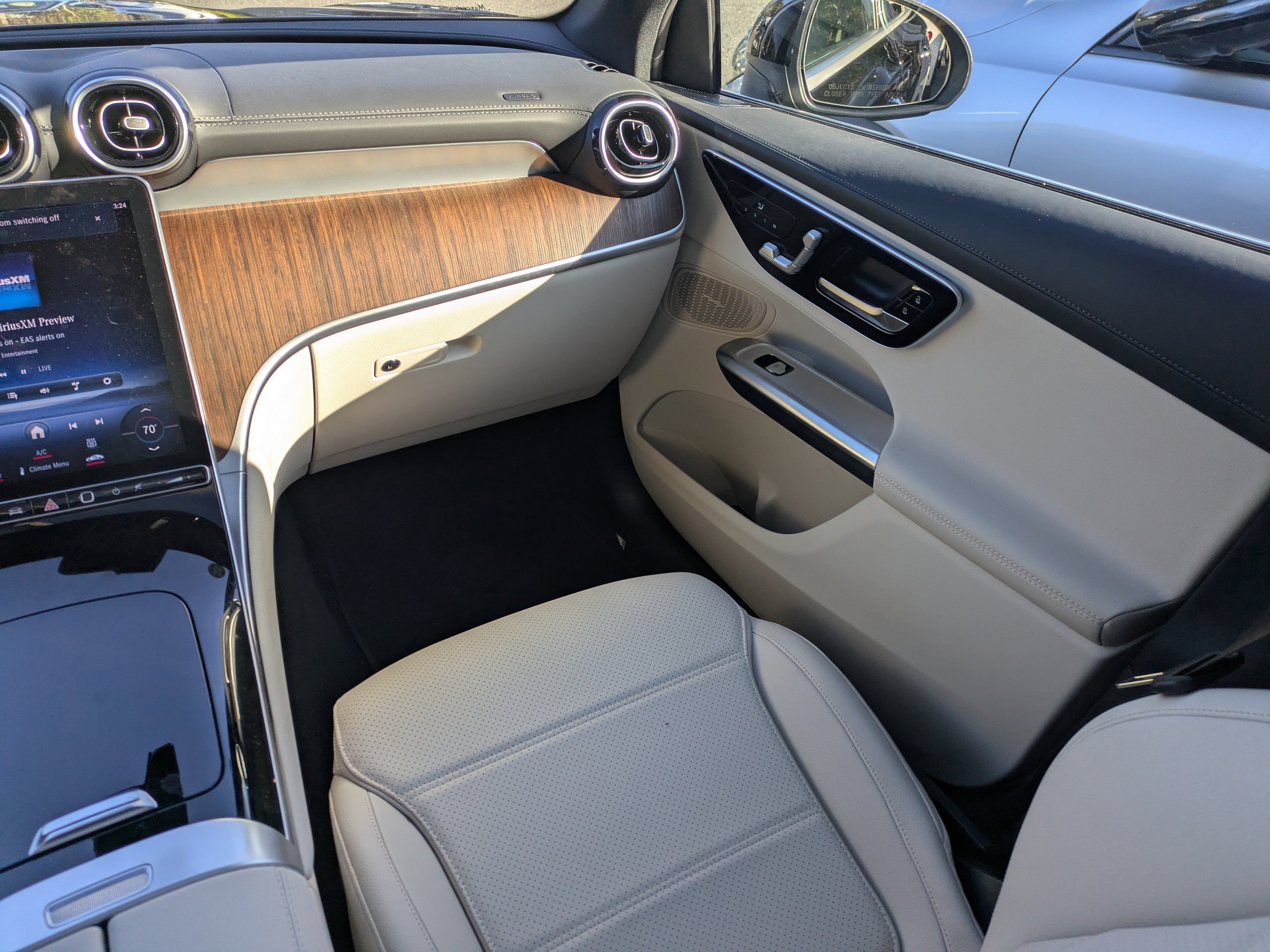 Certified 2024 Mercedes-Benz GLC 300 image 20