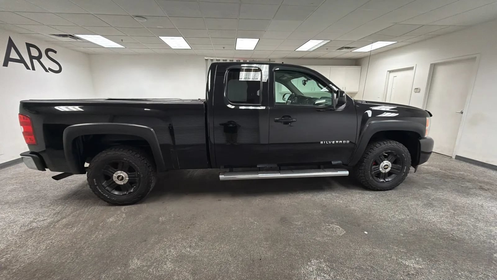 Used 2013 Chevrolet Silverado 1500 LT w/ All-Star Edition AWD/4WD image 6