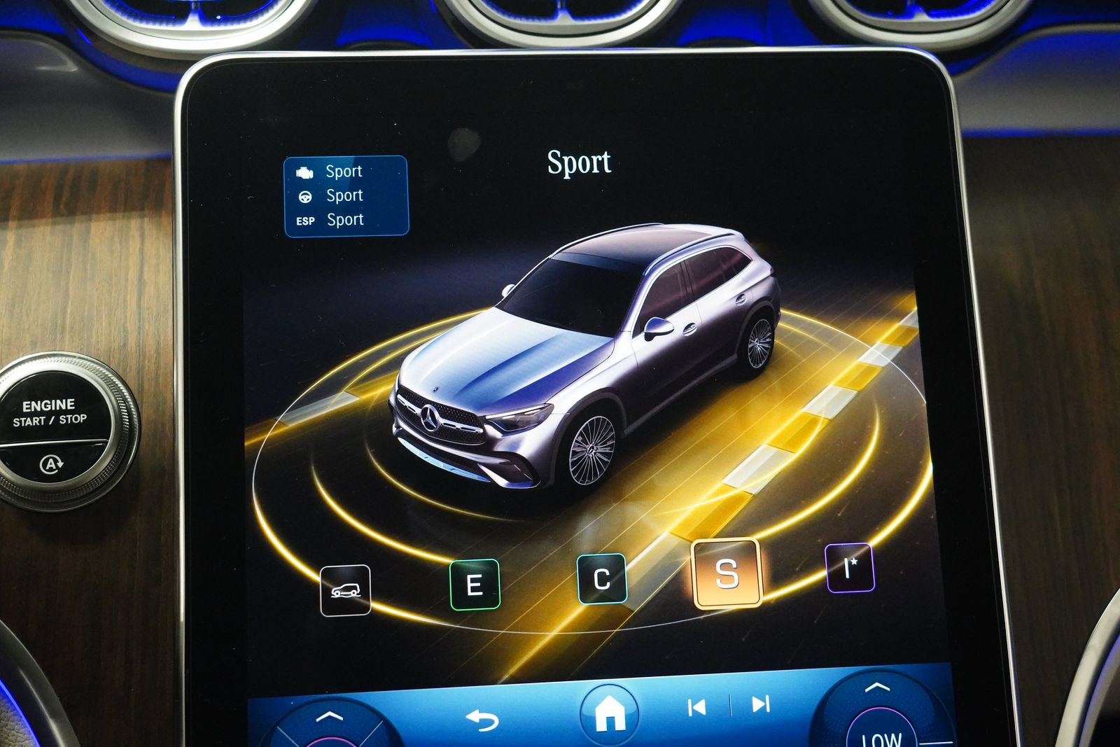 Certified 2026 Mercedes-Benz GLC 300 4MATIC image 23