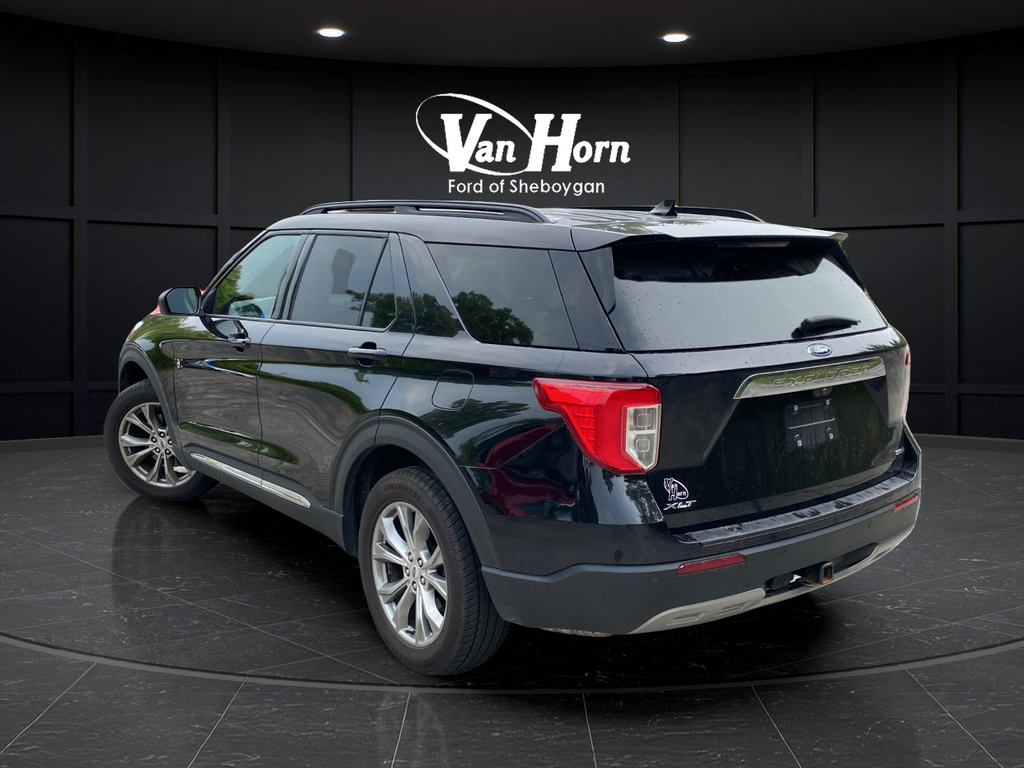 Used 2020 Ford Explorer XLT w/ Equipment Group 202A AWD/4WD image 5
