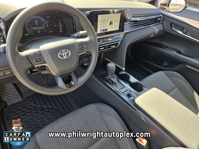 Used 2025 Toyota Camry LE FWD image 10