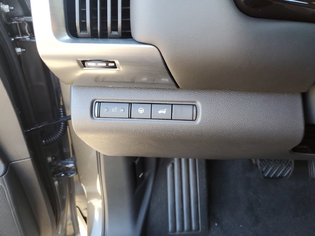 New 2026 Nissan Pathfinder SL FWD image 24