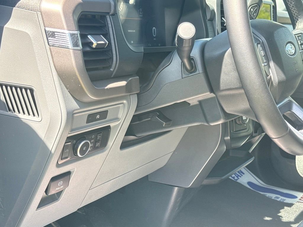 Used 2025 Ford F150 XLT w/ Equipment Group 301A Standard image 15