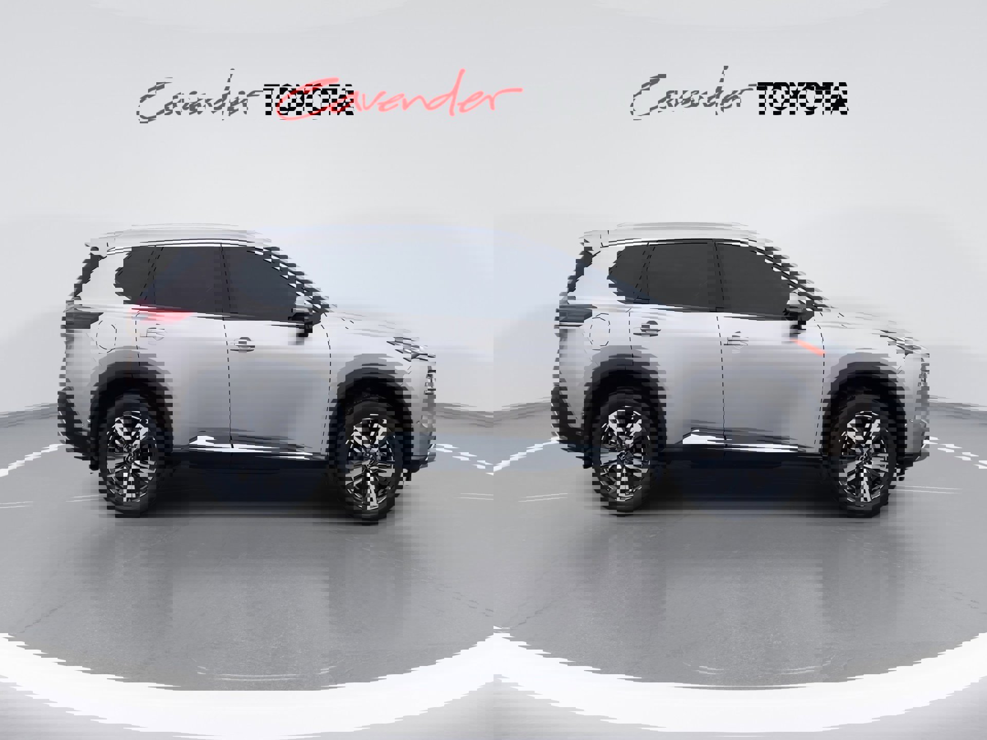 Used 2023 Nissan Rogue Platinum w/ Platinum Premium Package image 9