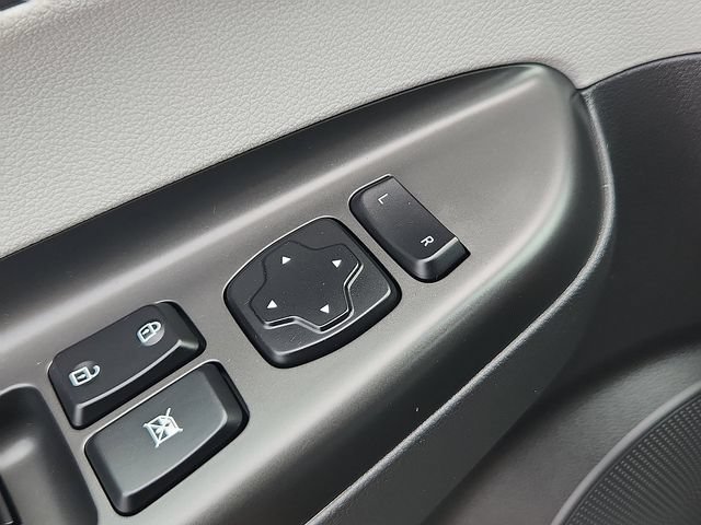 Used 2023 Hyundai Kona SEL AWD/4WD image 17