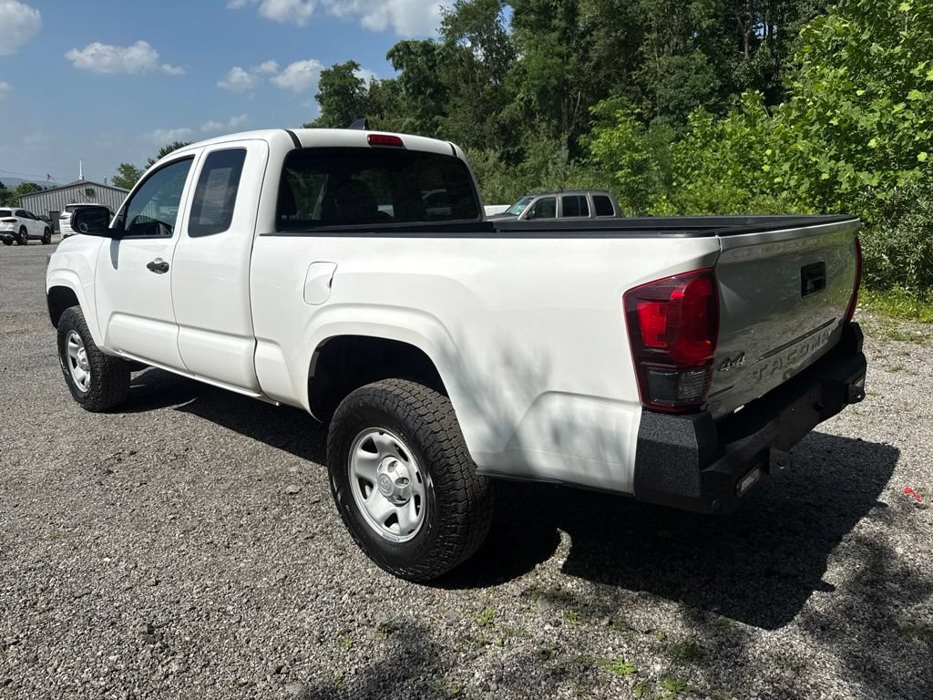 Used 2020 Toyota Tacoma SR AWD/4WD image 7