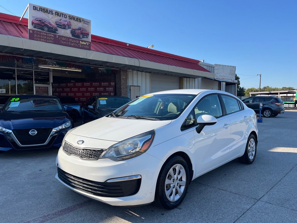 Used 2017 Kia Rio LX image 1