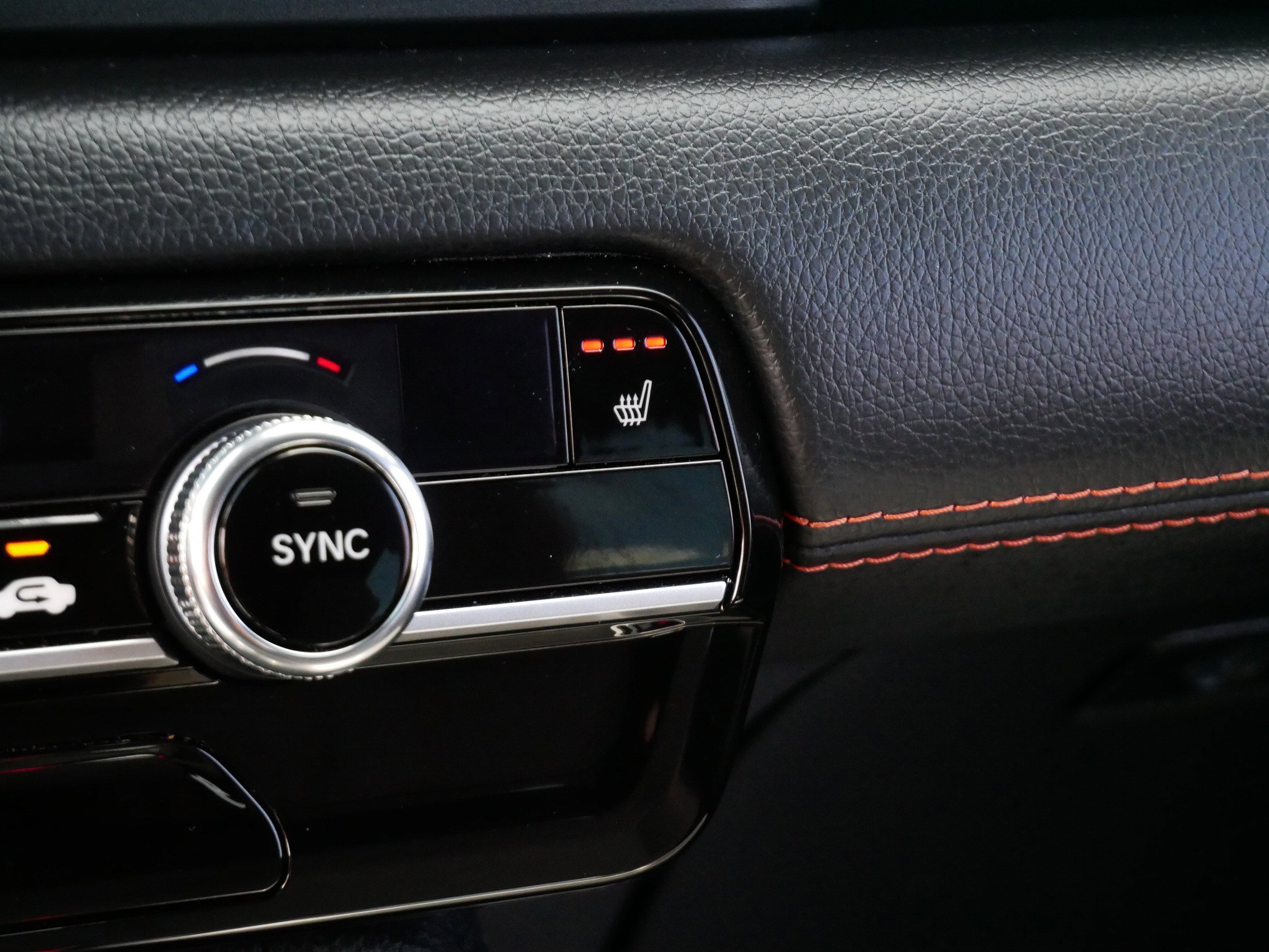 Certified 2025 Honda Pilot Sport image 28