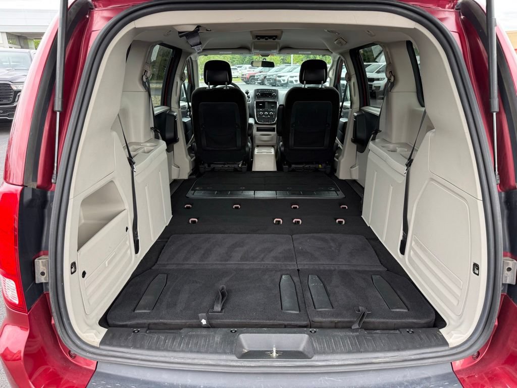 Used 2016 Dodge Grand Caravan SE w/ Quick Order Package 29E SE FWD image 26