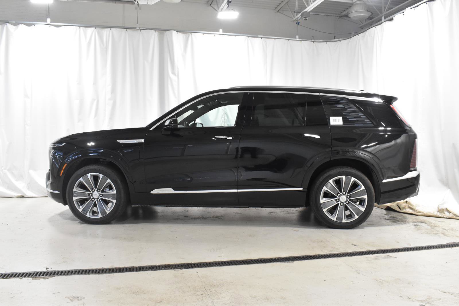 New 2026 Cadillac Vistiq Luxury image 13