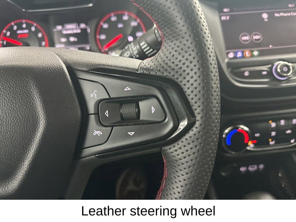 Used 2023 Chevrolet TrailBlazer RS image 34