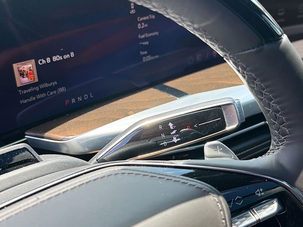 Certified 2025 Cadillac Escalade ESV Sport Platinum RWD image 13