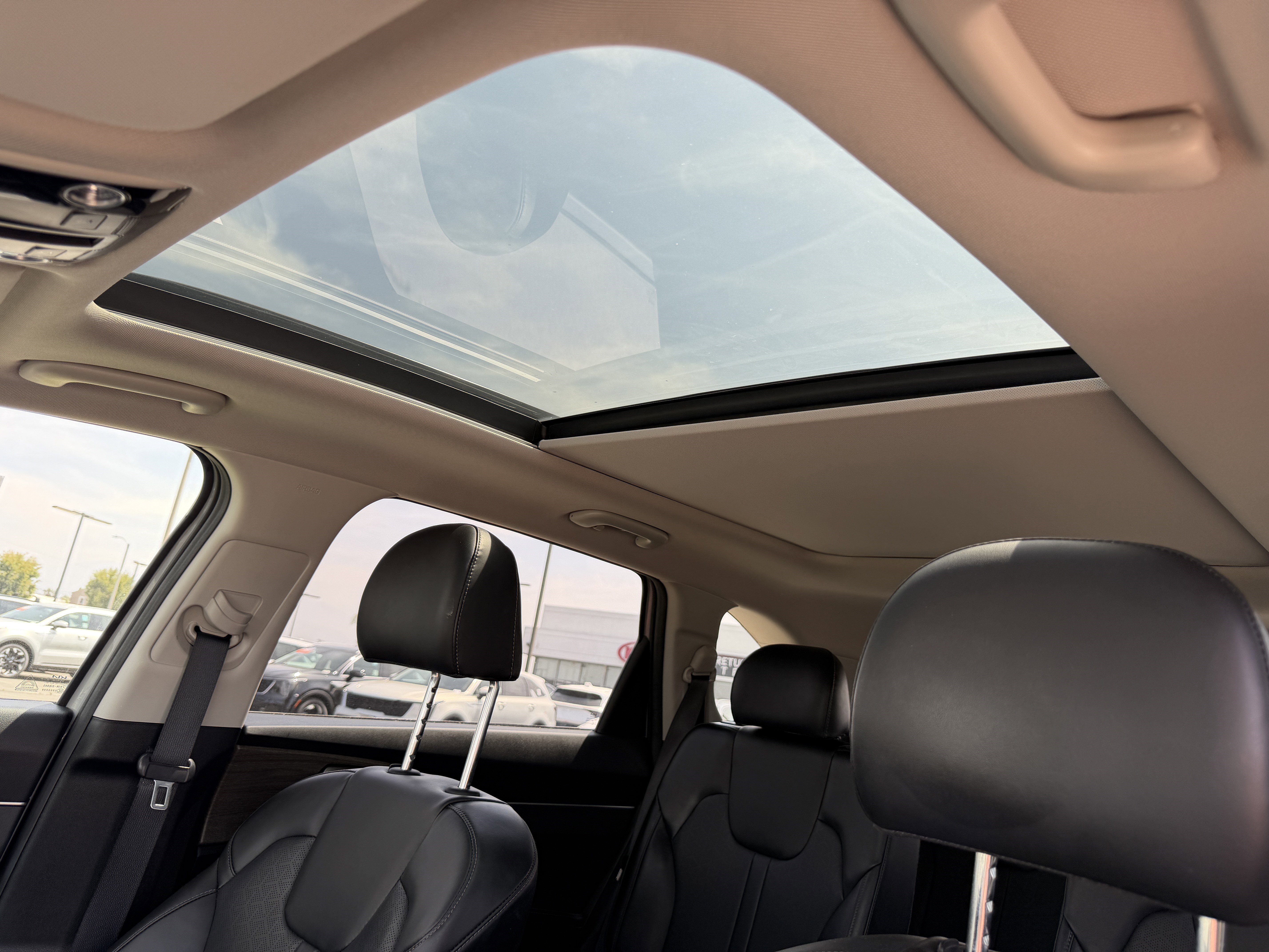 Certified 2023 Kia Sorento X-Line EX AWD/4WD image 18