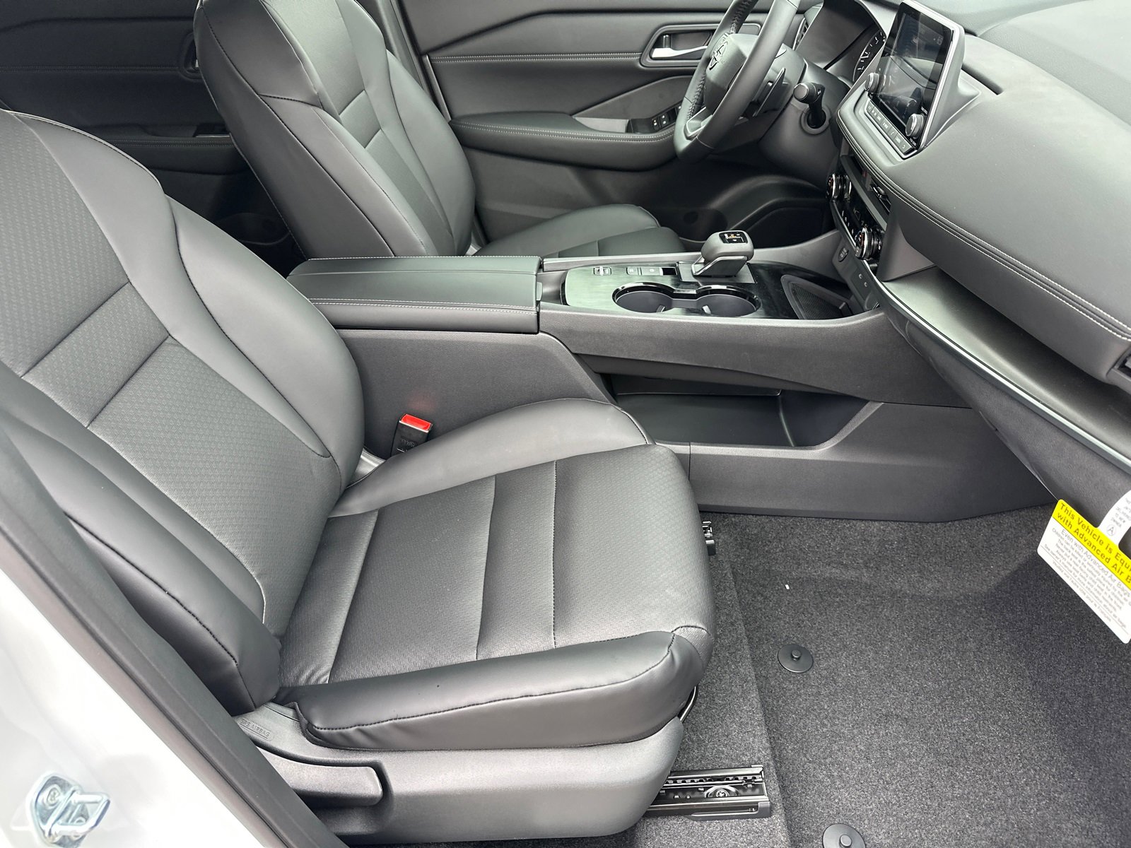 New 2026 Nissan Rogue Dark Armor image 13