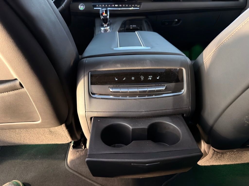 Used 2023 Cadillac Escalade Sport image 31