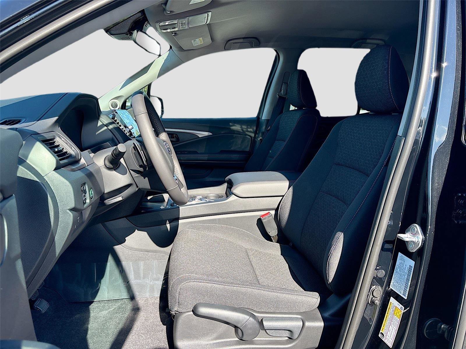 Certified 2025 Honda Ridgeline Sport+ image 23