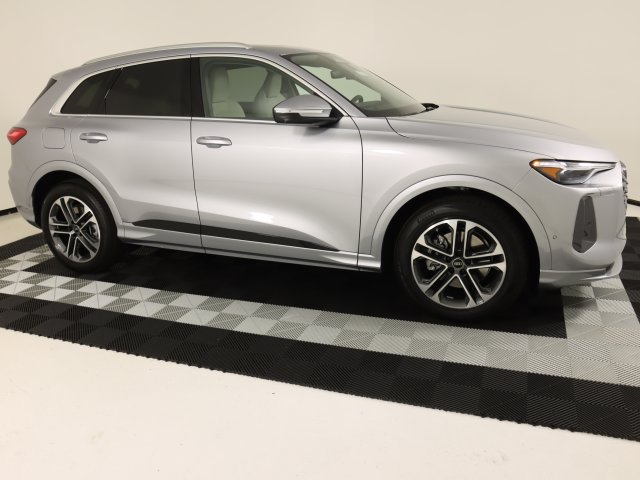 New 2026 Audi Q5 Prestige AWD/4WD image 6