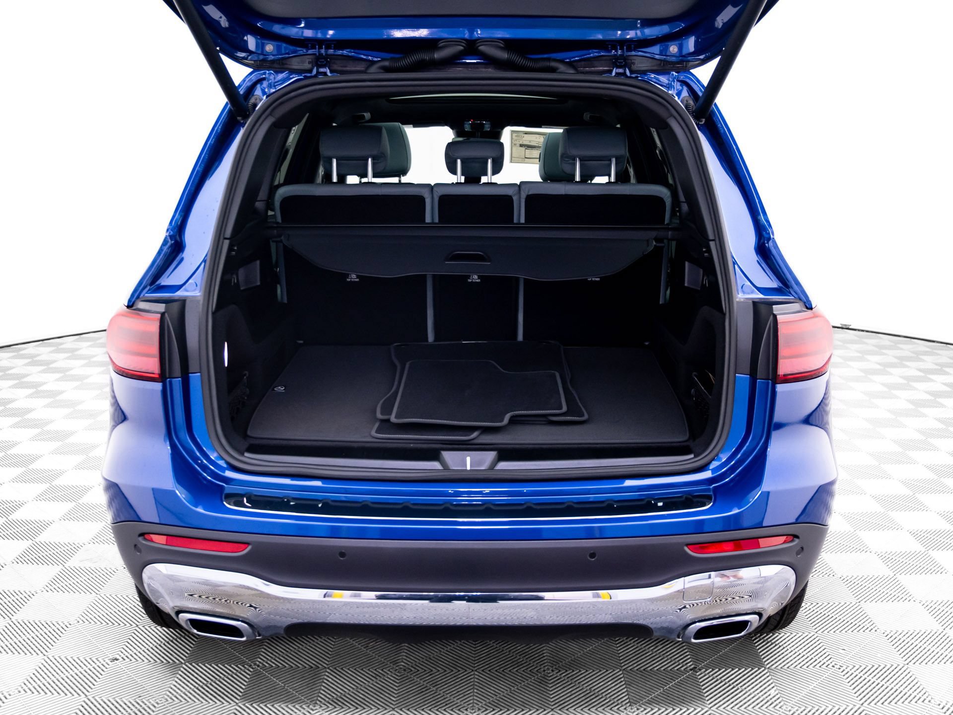 New 2026 Mercedes-Benz GLB 250 4MATIC image 36