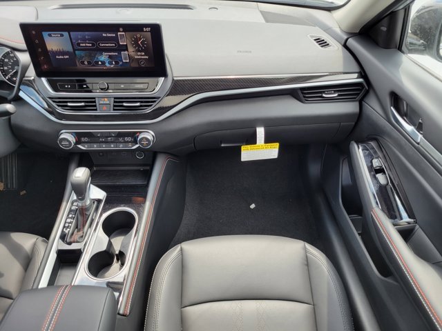 New 2025 Nissan Altima 2.5 SR w/ SR Premium Package image 18
