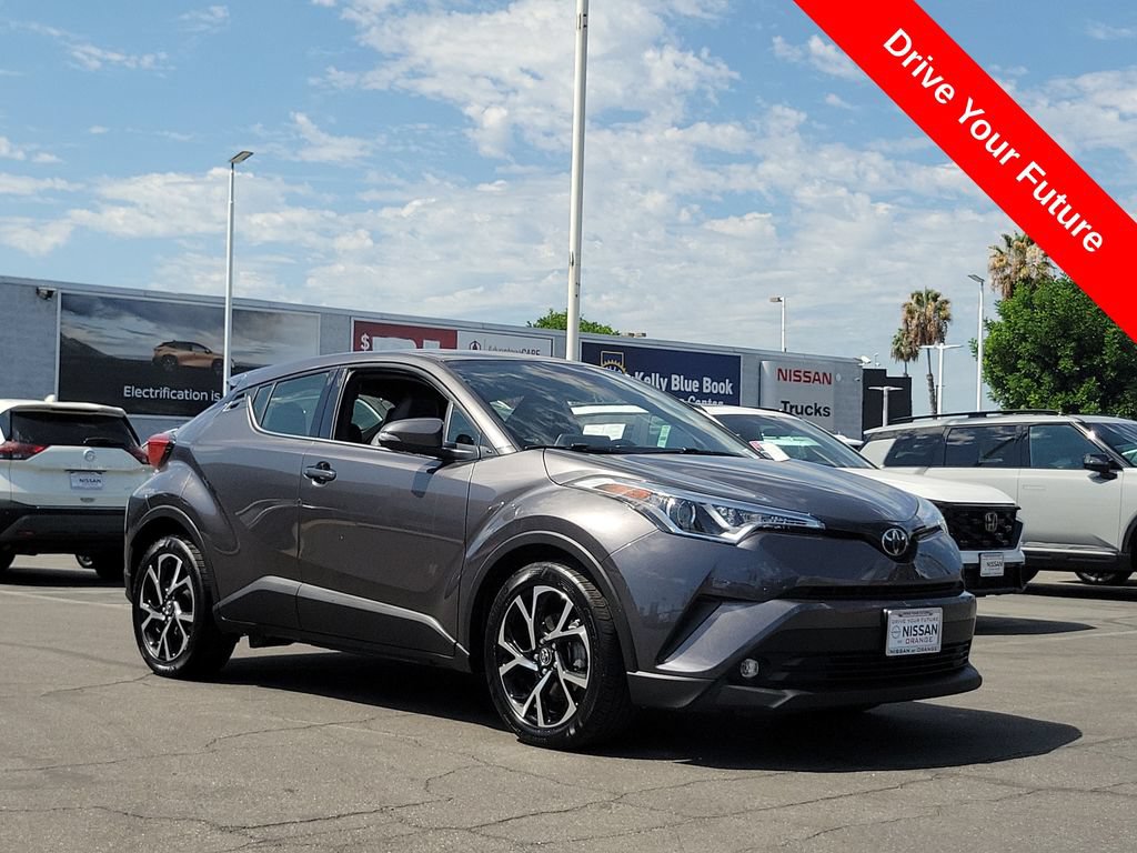 Used 2019 Toyota C-HR Limited FWD image 29