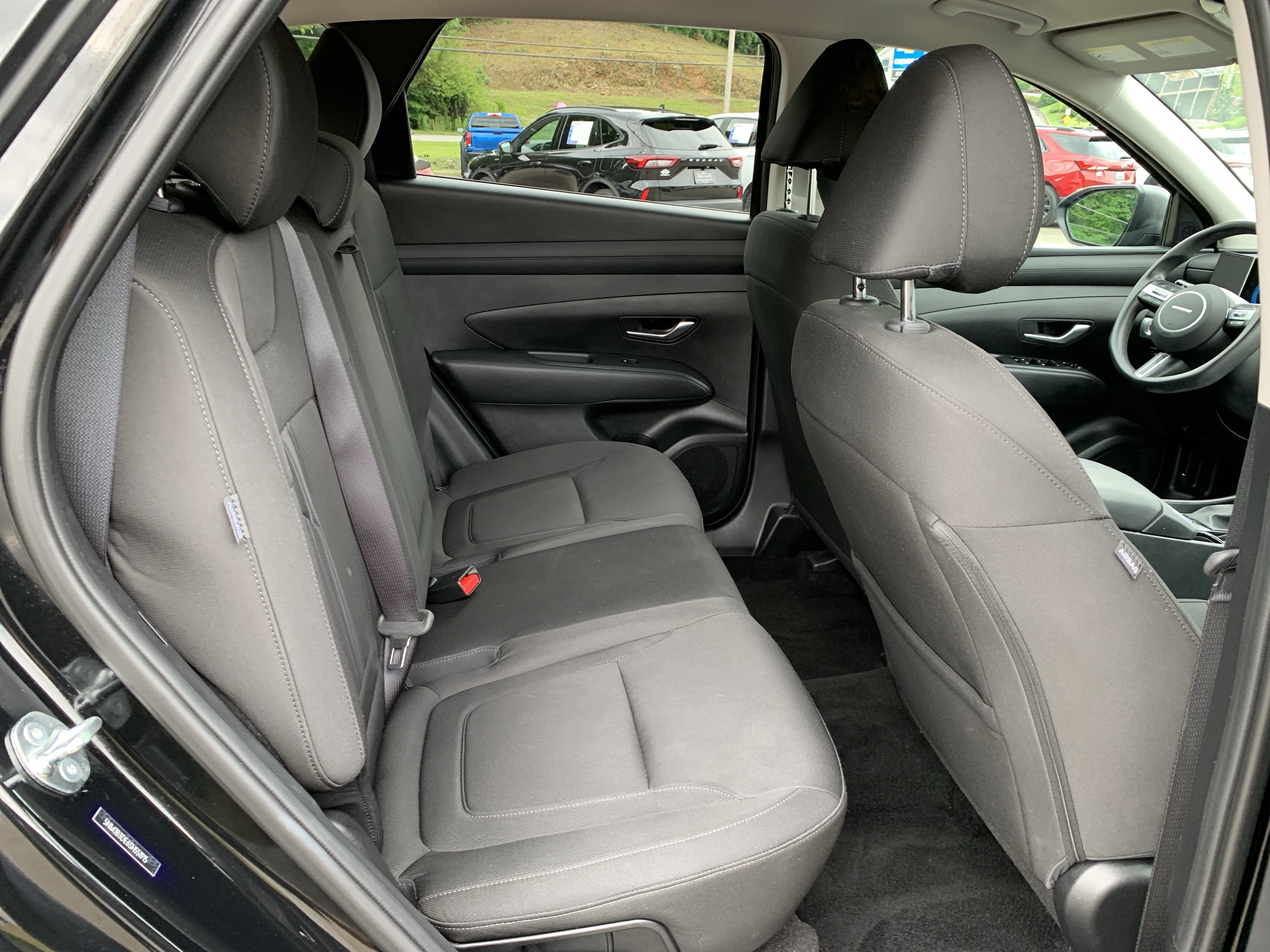 Used 2025 Hyundai Tucson SEL FWD image 32