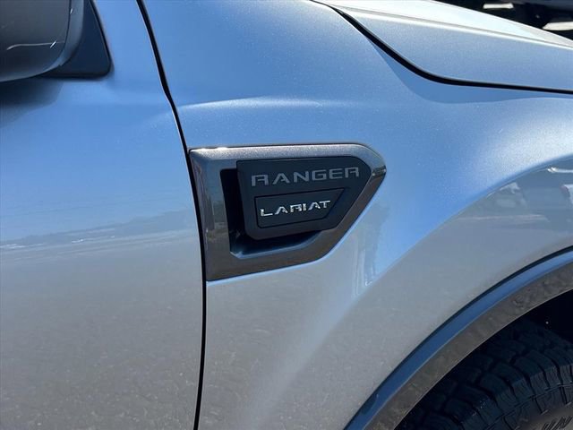 Used 2022 Ford Ranger Lariat w/ Tremor Off-Road Package AWD/4WD image 11