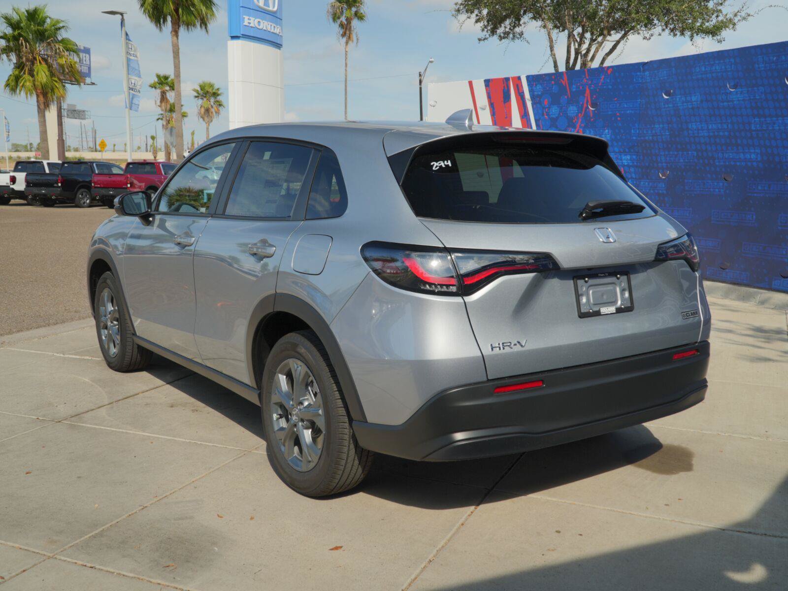 New 2027 Honda HR-V LX image 9