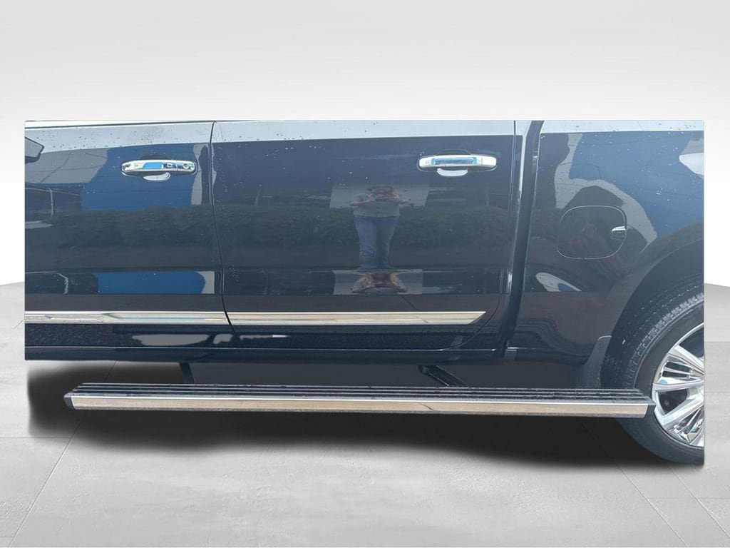 New 2026 Chevrolet Silverado 1500 High Country AWD/4WD image 9
