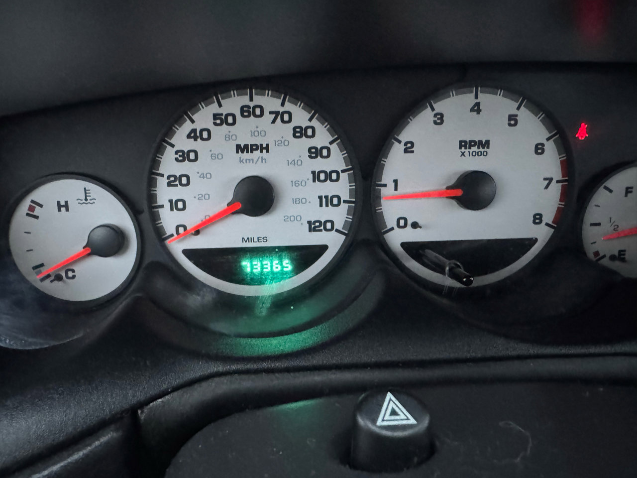 Used 2005 Dodge Neon SXT image 15